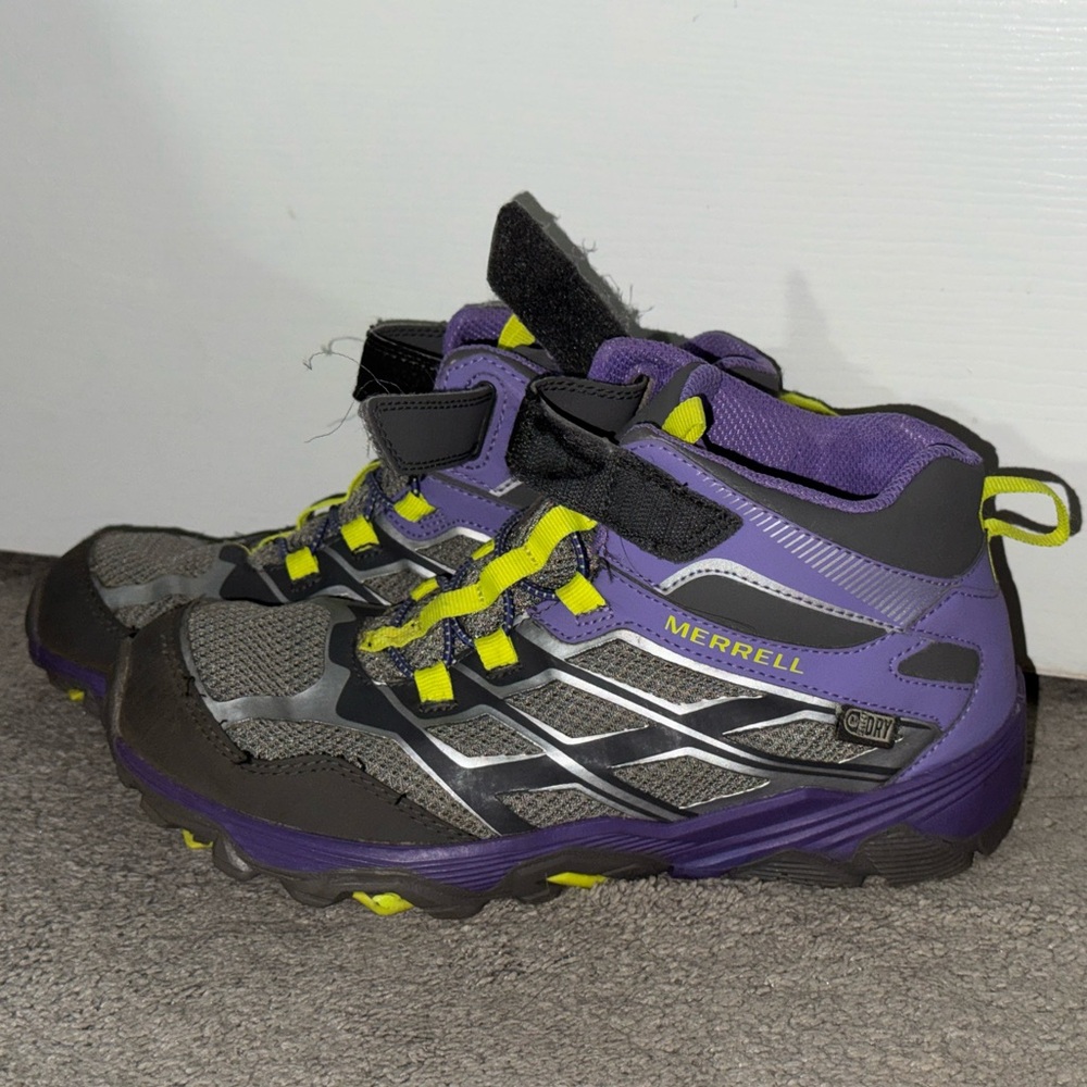 Merrell Kids Boots in Purple, Gray, and Yellow